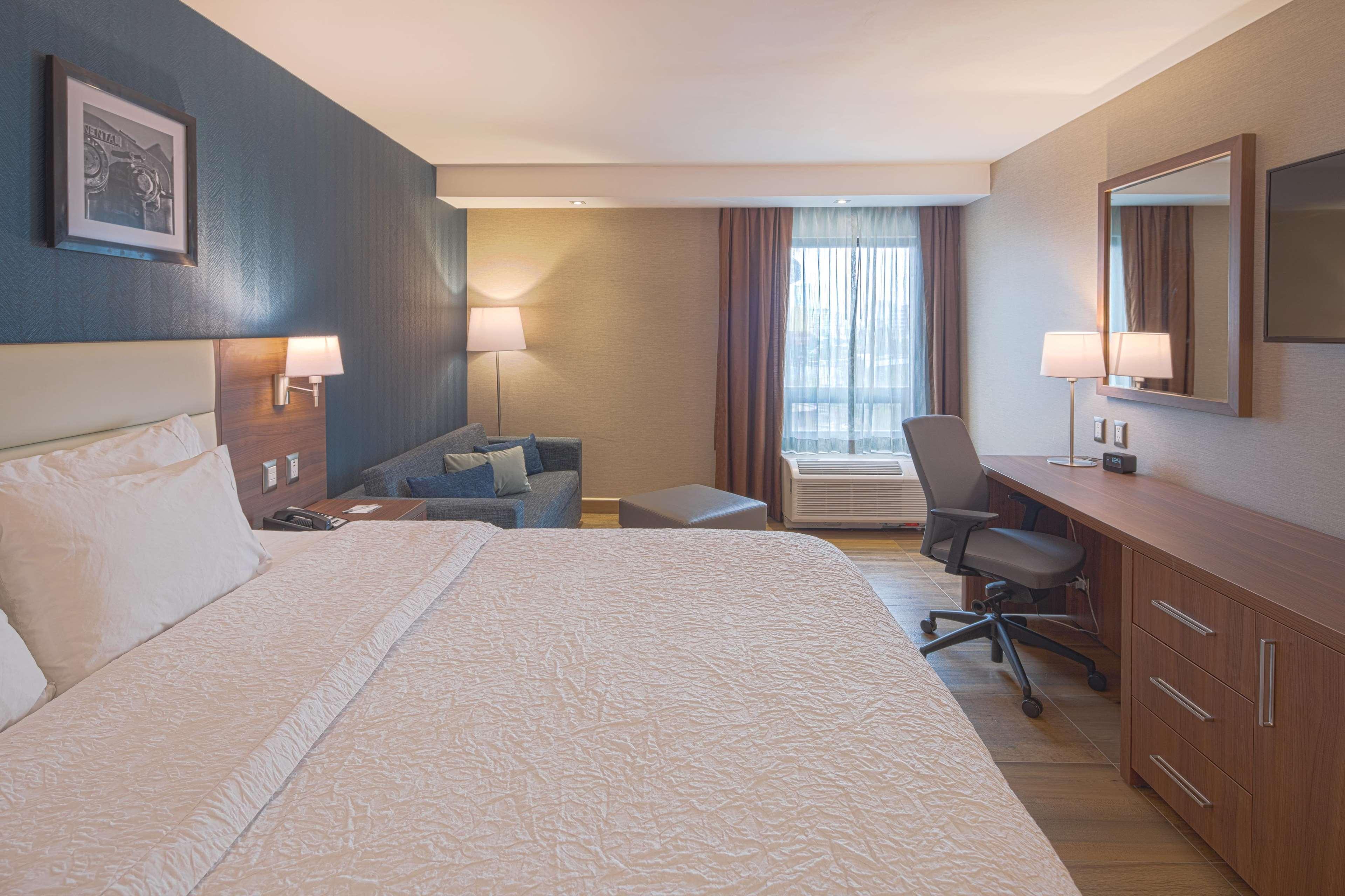 Hampton By Hilton Monterrey Galerias Obispado Экстерьер фото