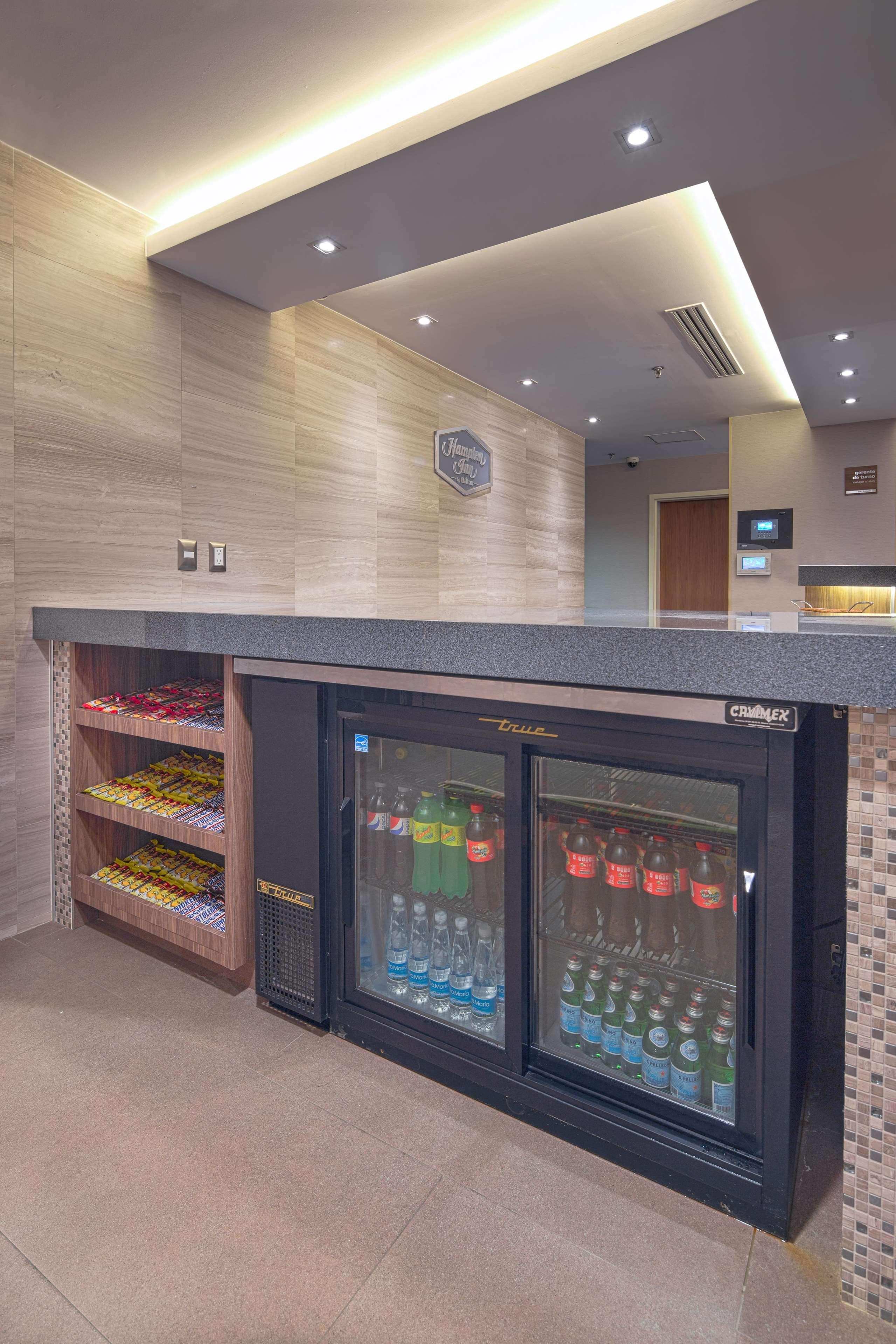 Hampton By Hilton Monterrey Galerias Obispado Экстерьер фото