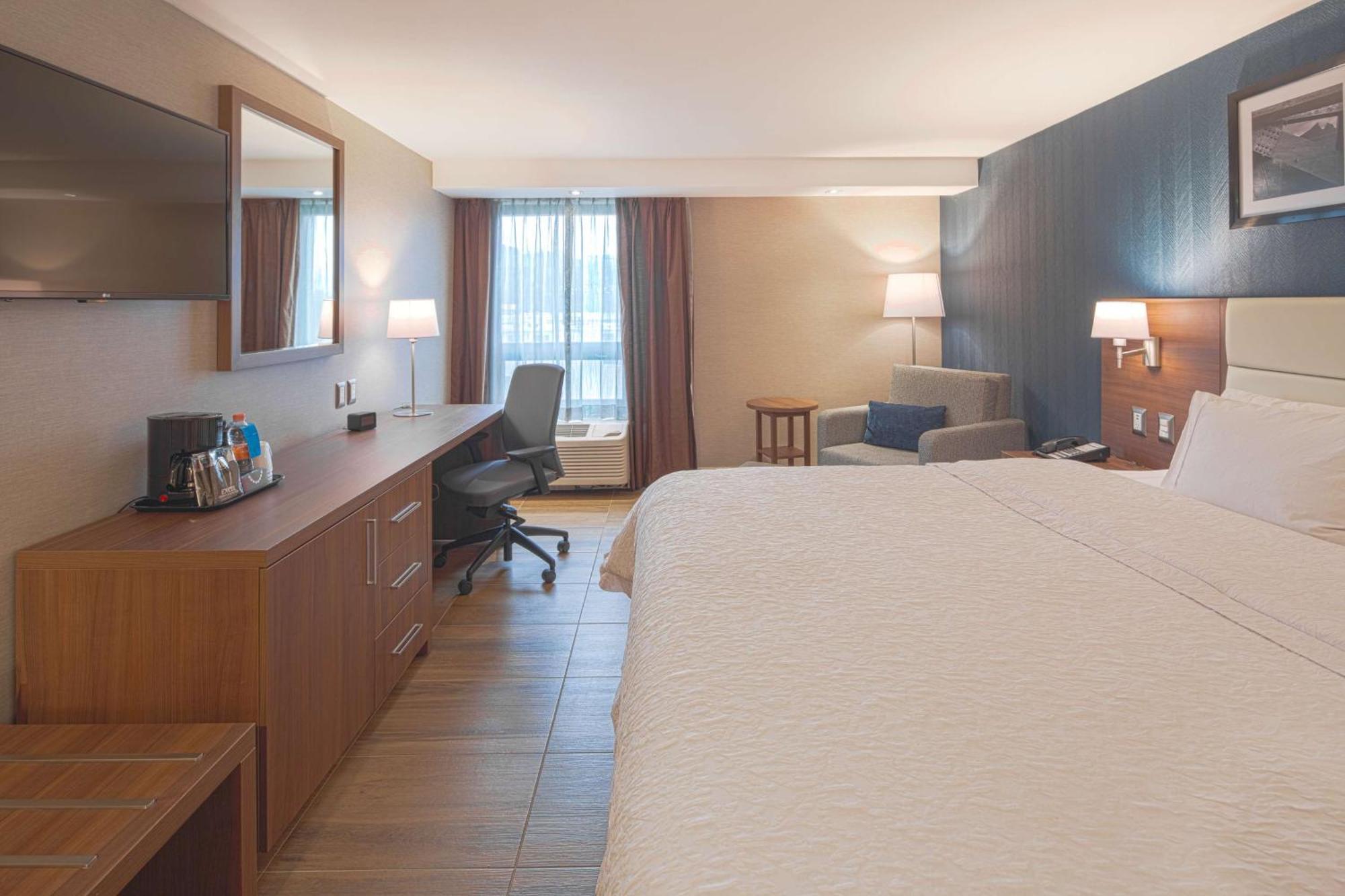 Hampton By Hilton Monterrey Galerias Obispado Экстерьер фото