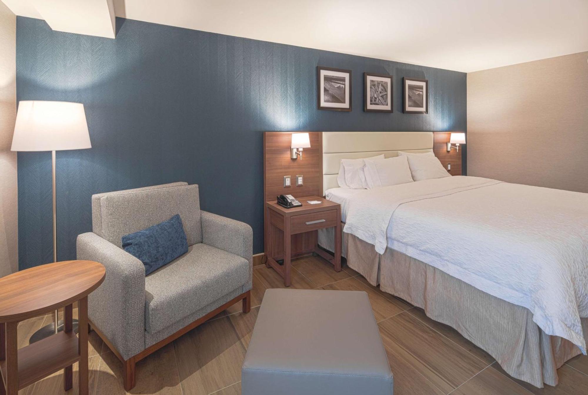 Hampton By Hilton Monterrey Galerias Obispado Экстерьер фото