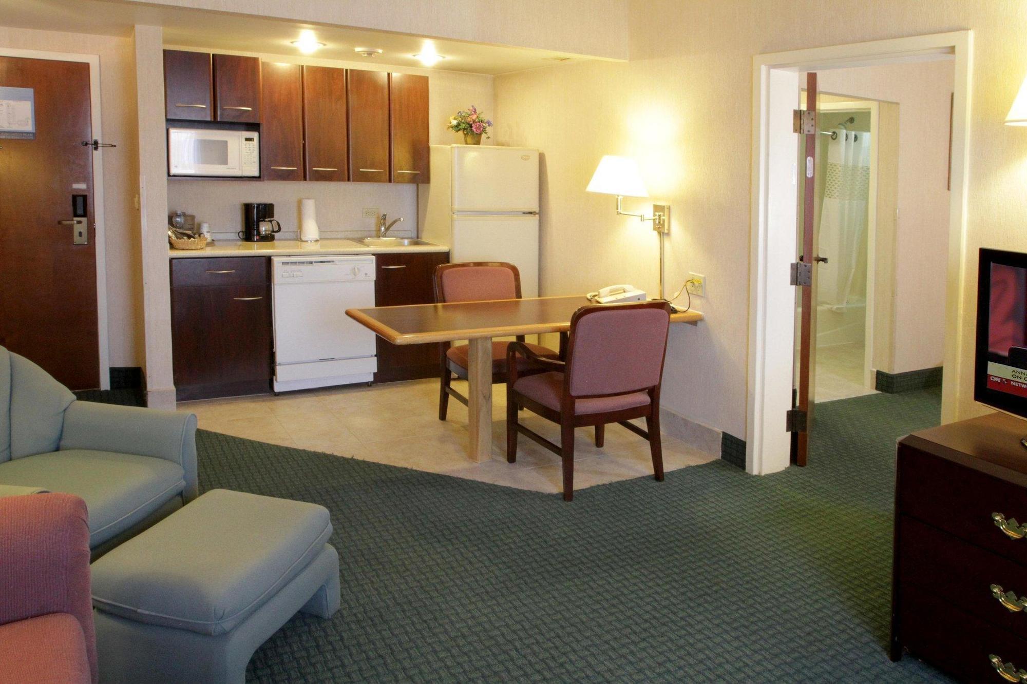 Hampton By Hilton Monterrey Galerias Obispado Экстерьер фото